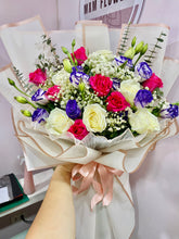 Load image into Gallery viewer, MOM’s bouquet

