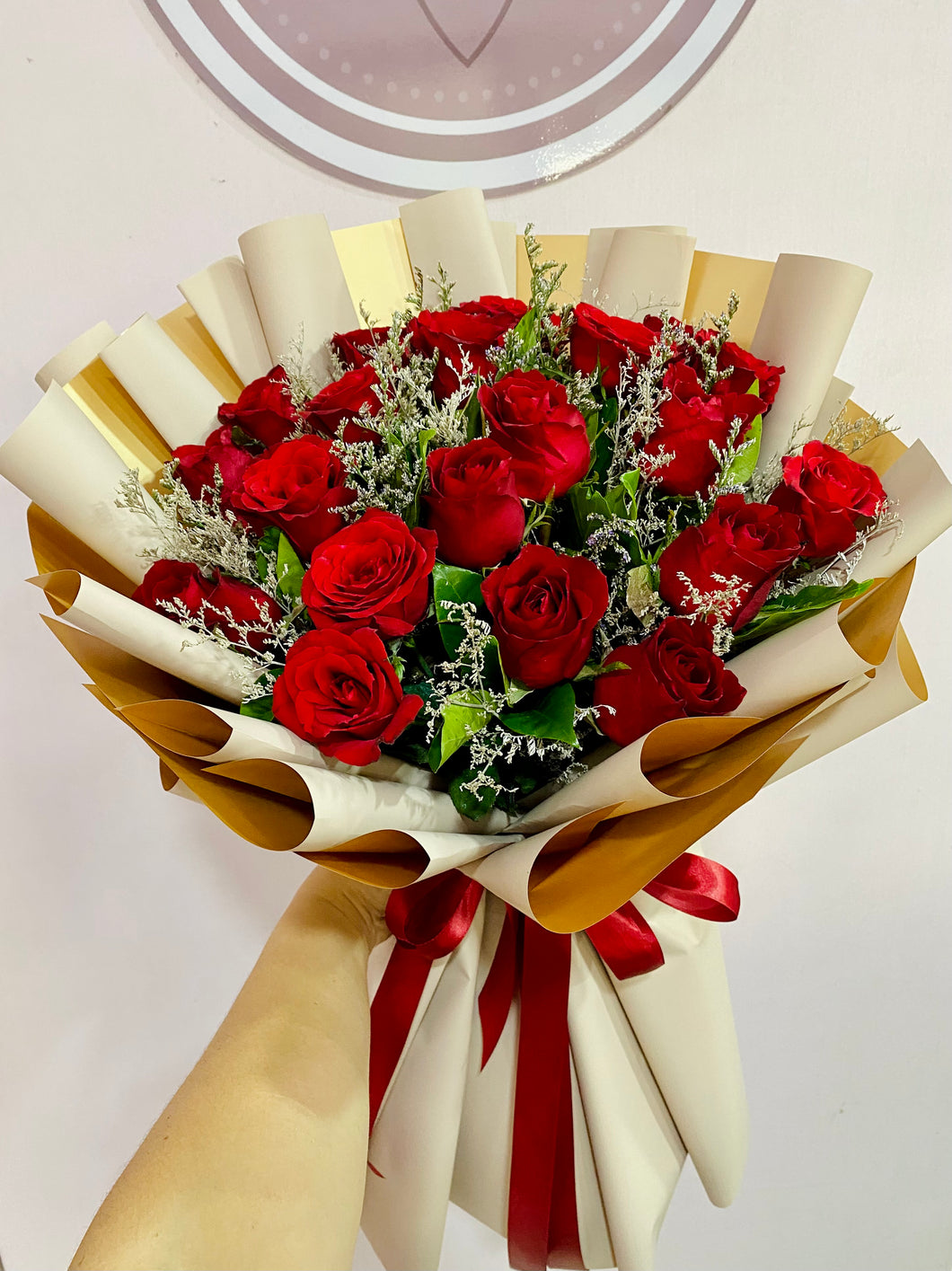 2 doz red roses